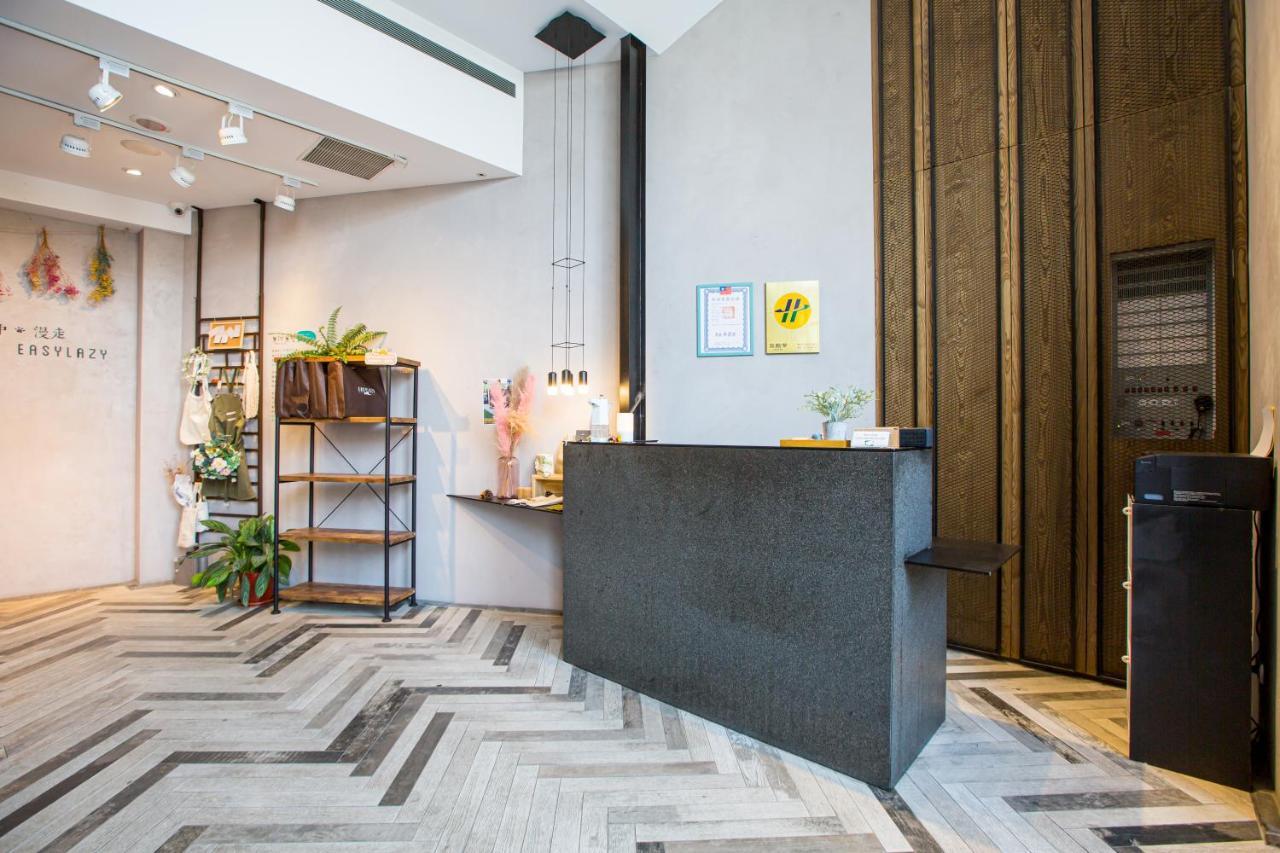 Easylazy Inn Taichung Dış mekan fotoğraf