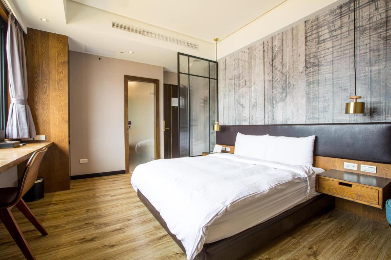 Easylazy Inn Taichung Dış mekan fotoğraf